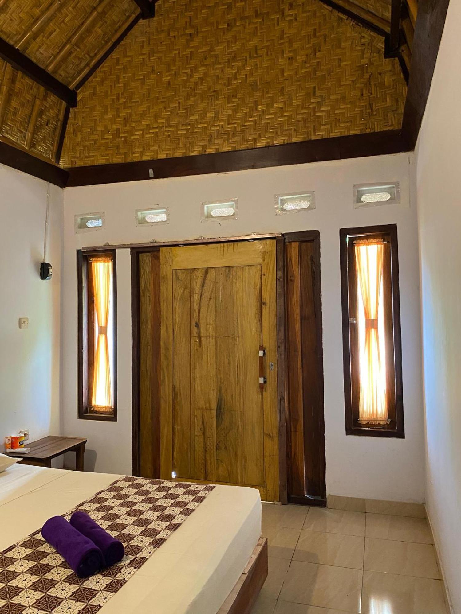 Diki Bungalows Kuta  Ngoại thất bức ảnh